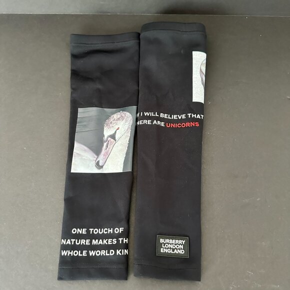 Burberry Men Arm Sleeves Warmers Size M/L - Picture 1 of 8